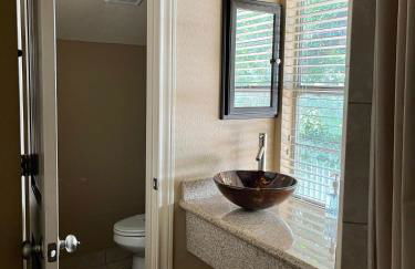 Hideaway - 3 BR Home with PRIVATE POOL on wooded lot - Foto 21