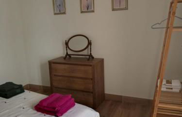 Centrally located two bedroom apartment - Foto 21