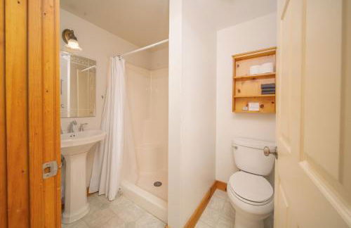 Mtn Views Colonial Home on Kingdom Trails! - Foto 17