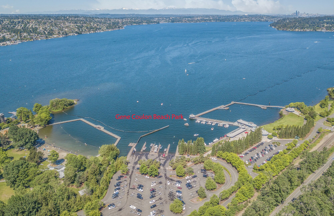 Renton Lakeside Oasis, Lakeview, 4B 2.5B, Spacious - Photo 25