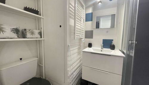 Studio Mezzanine Lumineux avec Wifi, Idéalement Situé, 4 Couchages, à 250m de la Plage et du Port - FR-1-224B-99 - Foto 5