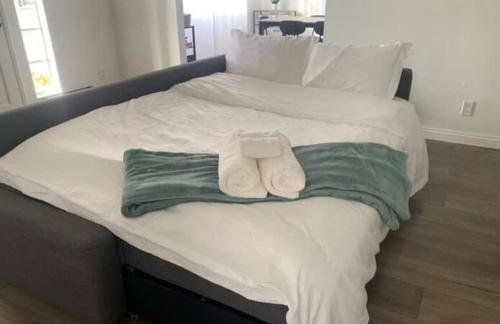 CA5 House Cozy 3BR in Azusa - Foto 10