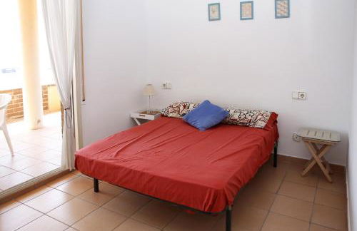 AT038 Vistas de la playa, primera línea con piscina - Foto 11