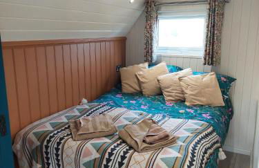 Cosy Countryside Cabin - Sleeps 2 Parking & Farm - Foto 3
