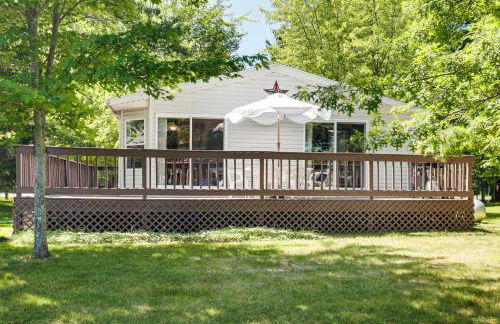 Solberg Lake House Dock, Deck and Stunning Views! - Foto 21