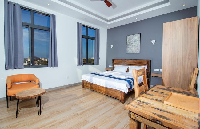 Tanzanite Serviced Apartment - Photo 15