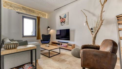 La Remise des Amis - Proche du centre du village - Foto 3