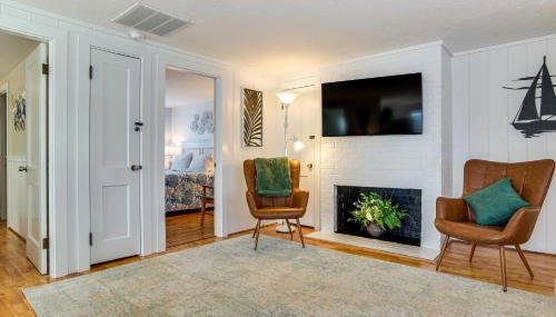 Walk to Craigville Beach Cape Cod Gem with Patio - Foto 4