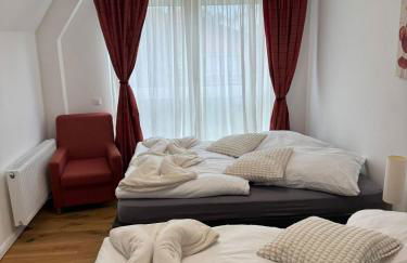 Rose Garden 1 & 2 - 2 Doppelhaushälften mit Fitnessräume - Foto 15