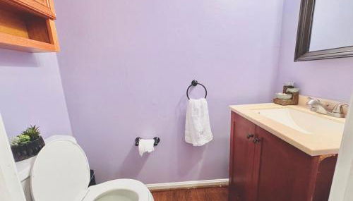 Charming 4BR 4BA Townhouse In Annandale, VA - Foto 4