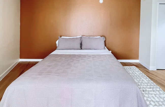 Alupang Beach Tower, UPGRADED units - Photo 10