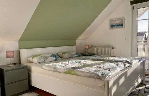 viel Natur und idyllische Umgebung - Ferienhaus Honigtopf FeWo Märchenwald - Foto 15