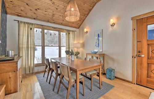 Upscale Montgomery Cabin, Near Jay Peak Resort! - Foto 7