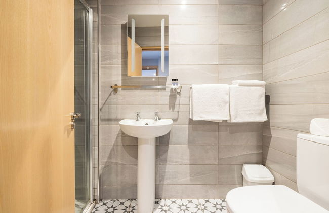 Ewings Bar & Self-Catering Accommodation - Foto 11