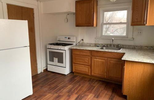 Penn House - Beautiful 3 Bedroom Apartment - Photo 13