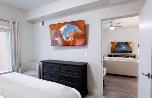 Convention Ctr Luxury 1BR Pool Gym Hot Tub - Foto 29