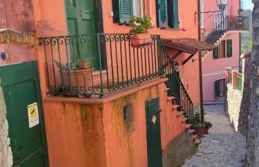 Appartamento tra le Cinque Terre, Camogli e Portofino con scorcio mare all'orizzonte - Foto 12