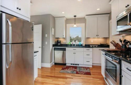 The Mystic Charmer ,formerly The Charmer - Foto 8