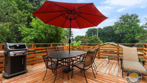 New Pet Friendly Walking Distance to Lake Front - Foto 2