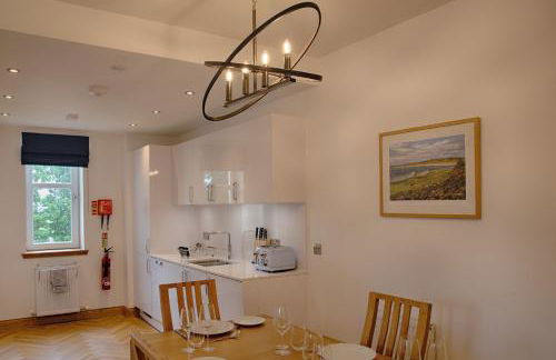 Royal Golf Apartments - Photo 17