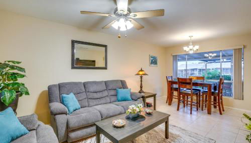 Patio and Yard Sun City Home Near Casinos - Foto 2