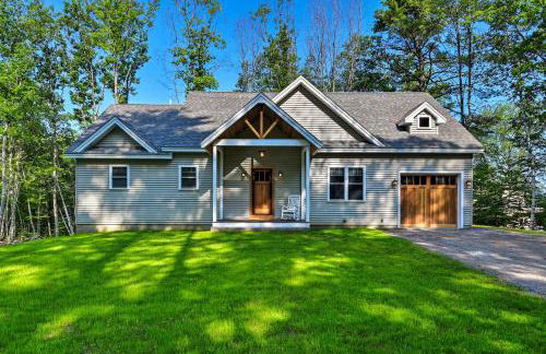 Covered Deck, Grill and Game Room Gilford House! - Foto 2