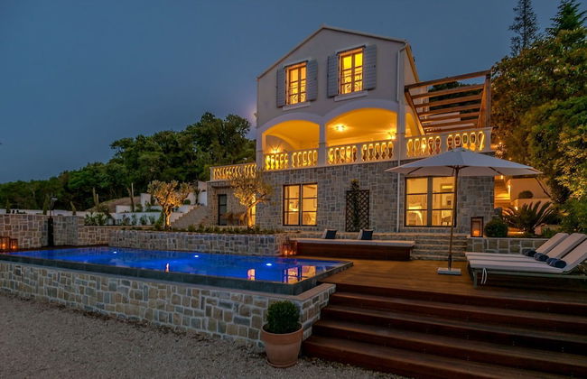 Beachfront Villa Feodora Grande - Foto 66