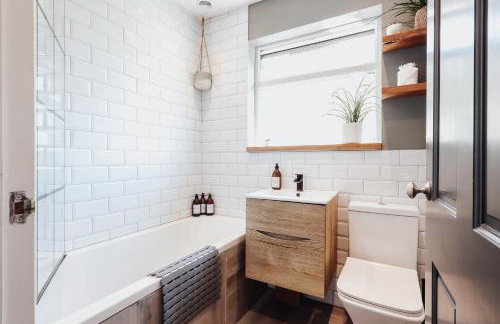 Salterns House - Coastal Escape near Sandbanks - Foto 6