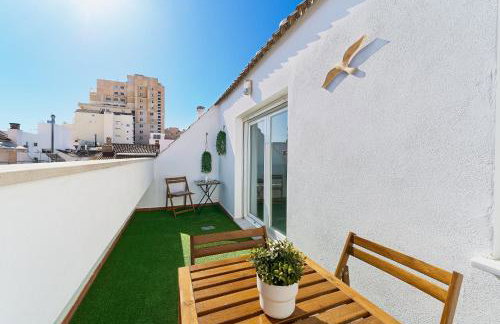 Penthouse - Private Rooftop Terrace, 2min to Beach - Foto 21