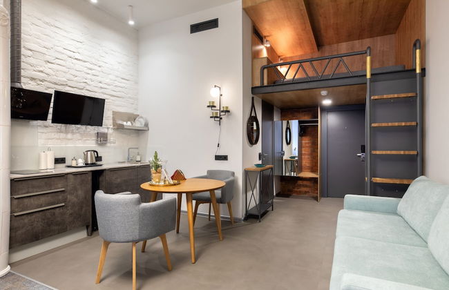 Underwood Art Room - Photo 8