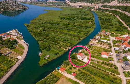 Apartmani Mostina near river - Photo 2