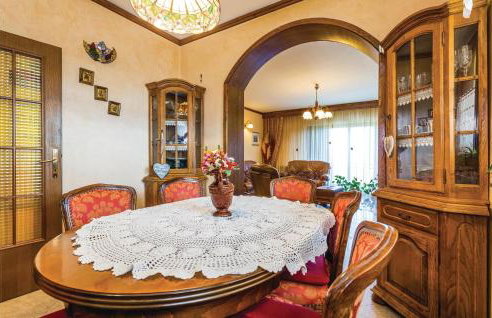 3 Bedroom Amazing Home In Jurdani - Photo 31