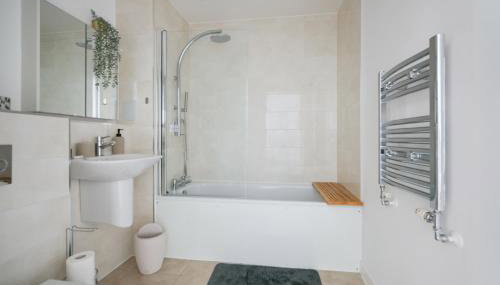 Canary Chic 2 Bedroom Apartment with Marina Views - Foto 5, Shower