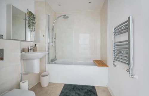 Canary Chic 2 Bedroom Apartment with Marina Views - Foto 5