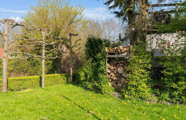 Amazing Holiday Home With Spacious Garden - Photo 27