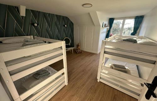 Maison spacieuse à Saint-Floret, avec piscine pour deux. - Foto 16