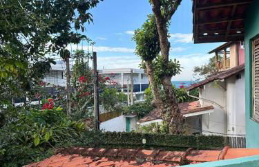 Casa dos Pássaros na areia a 20m da Praia da Baleia com 3 suítes e 1 dorm com ar condicionado, wifi, smart tv, cozinha completa e churrasqueira - Foto 37