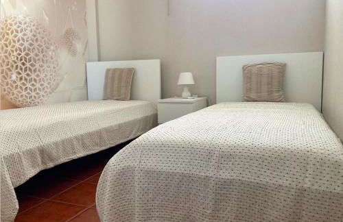 Golden Sunny View Apartment - Photo 7