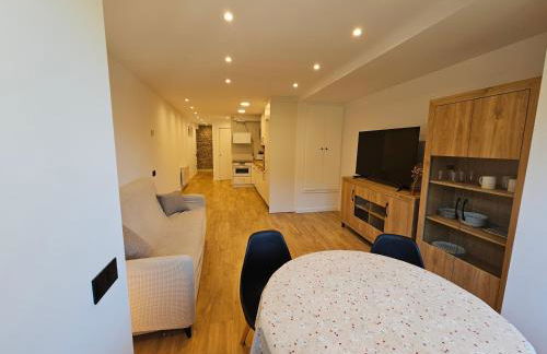 En el corazón de Bagà, precioso pueblo medieval - Foto 13