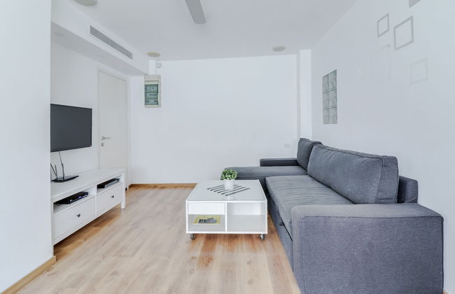 Carmel Boutique - Photo 66