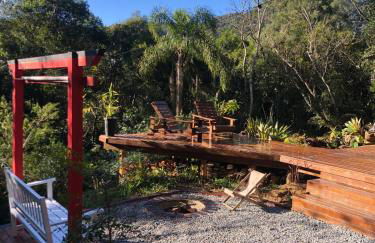 Propriedade inteira e Kombi-home em meio à mata - Foto 24