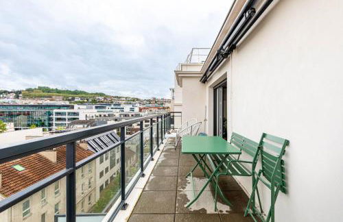 GuestReady - Chic cocoon with a balcony - Foto 9