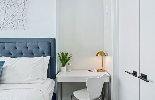 Modern High-Rise Condo with Pool/Gym, in Central DT MIAMI! - Photo 14