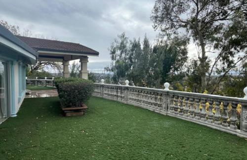 Specious 6000 sf privat gated villa with View - Foto 15