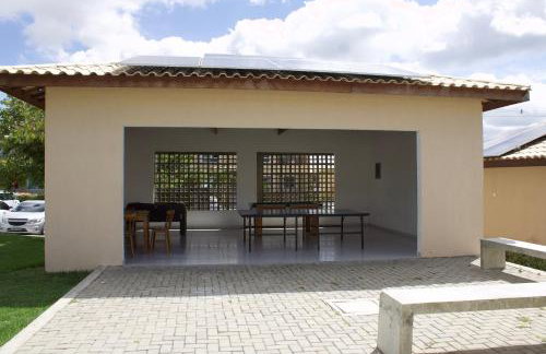 APT Completo - Suíte - 2 Ar-condicionados, Wi-FI, Piscina, garagem, portaria - aconchegante - Foto 34