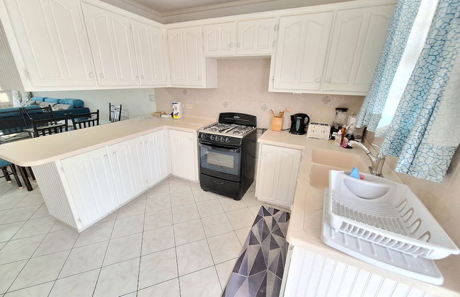 Cumber's Tropical Apartments - Foto 35