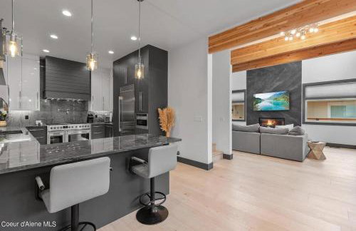 Luxury Home mins from Downtown CDA - Foto 14