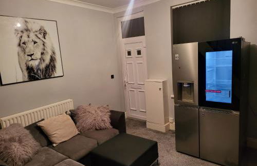 Apartment - Sleeps 5 - Great Location - Parking - Foto 97