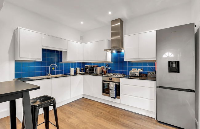 KBT - Charming Golborne Escape - Foto 9