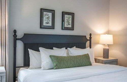 Disconnect From The City In This Outdoorsy Getaway - Foto 26